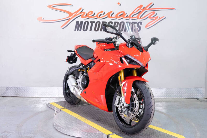 2021 Ducati SuperSport 950