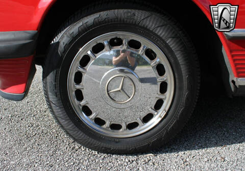 1987 Mercedes-Benz 560-Class 560 SL