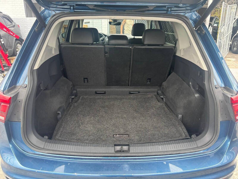 2018 Volkswagen Tiguan 2.0T SEL Premium 4Motion