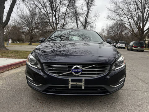 2017 Volvo V60 T5 Platinum