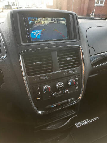 2014 Dodge Grand Caravan SE 30th Anniversary