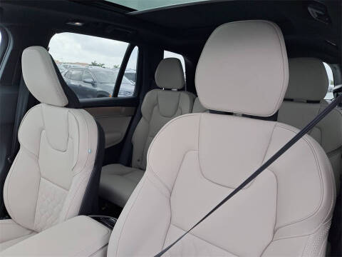 2026 Volvo XC90 B5 Core