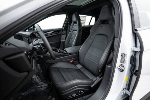 2026 Porsche Panamera 4