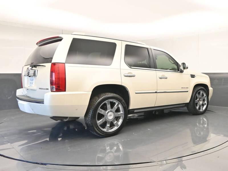 2010 Cadillac Escalade Premium