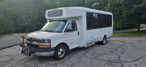 2015 Chevrolet 4500 Shuttle Bus  for sale at Allied Fleet Sales in Saint Louis MO