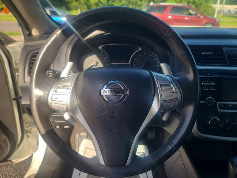 2017 Nissan Altima 2.5 SR