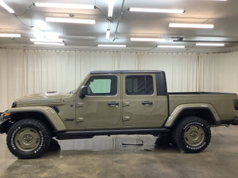 2026 Jeep Gladiator Sport