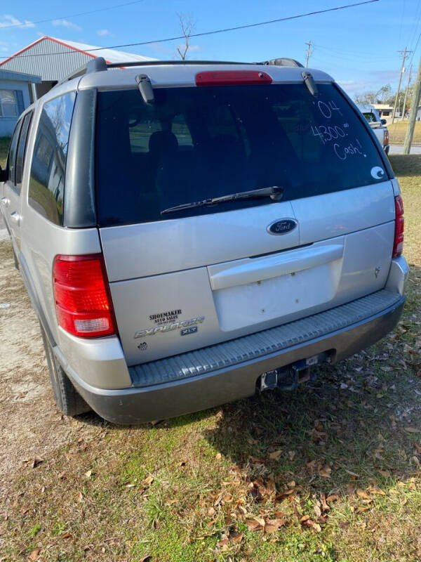 2004 Ford Explorer XLT photo 7