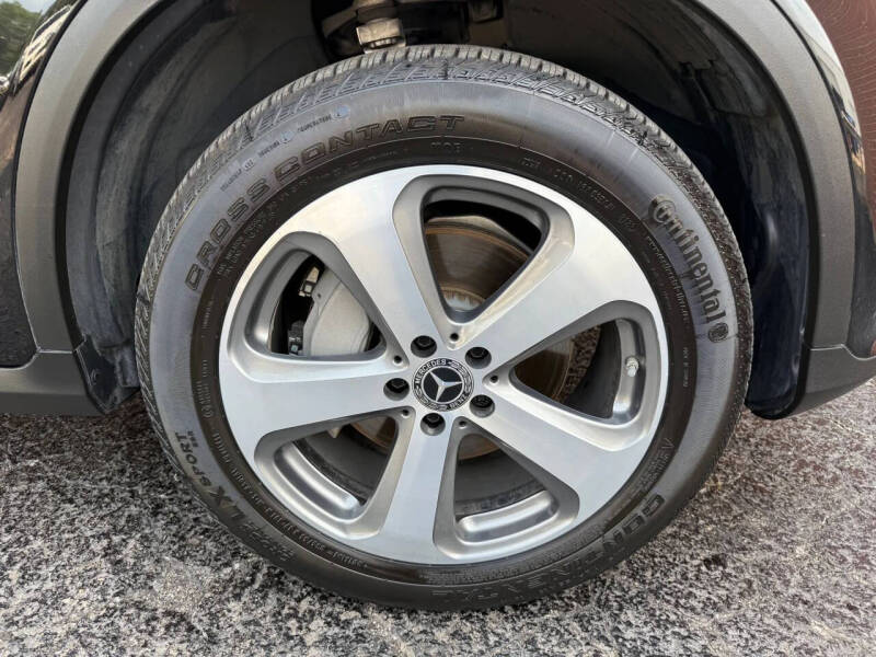 2019 Mercedes-Benz GLC GLC 300