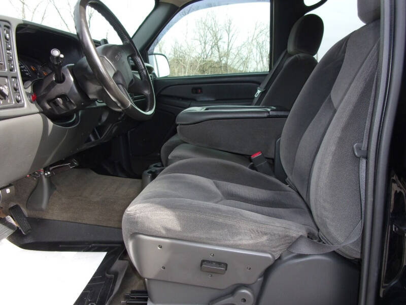 2004 GMC Sierra 2500 SLT