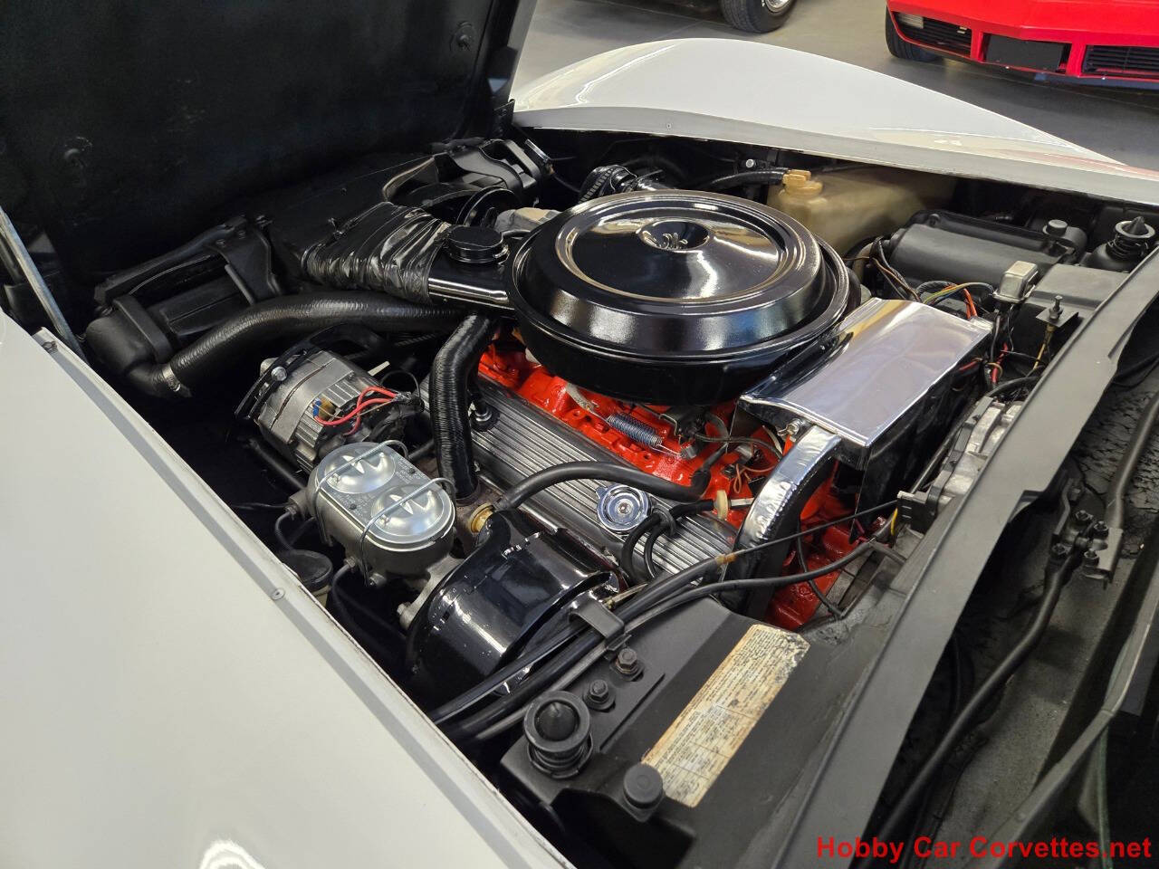1976 Chevrolet Corvette 33