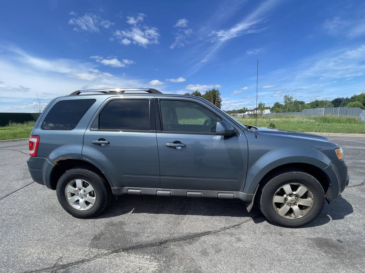 2011 Ford Escape for sale at Twin Cities Auctions in Elk River, MN