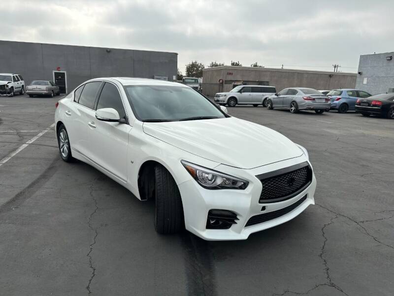 2015 Infiniti Q50 for sale at Cars Landing Inc. in Colton CA