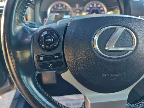 2016 Lexus IS 200t