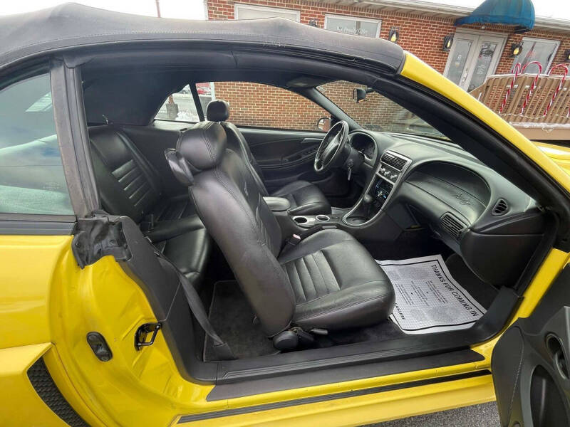 2003 Ford Mustang GT Premium