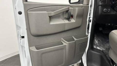 2024 Chevrolet Express LT 3500