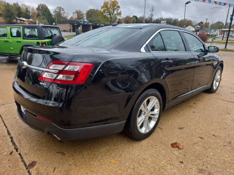 2019 Ford Taurus SEL
