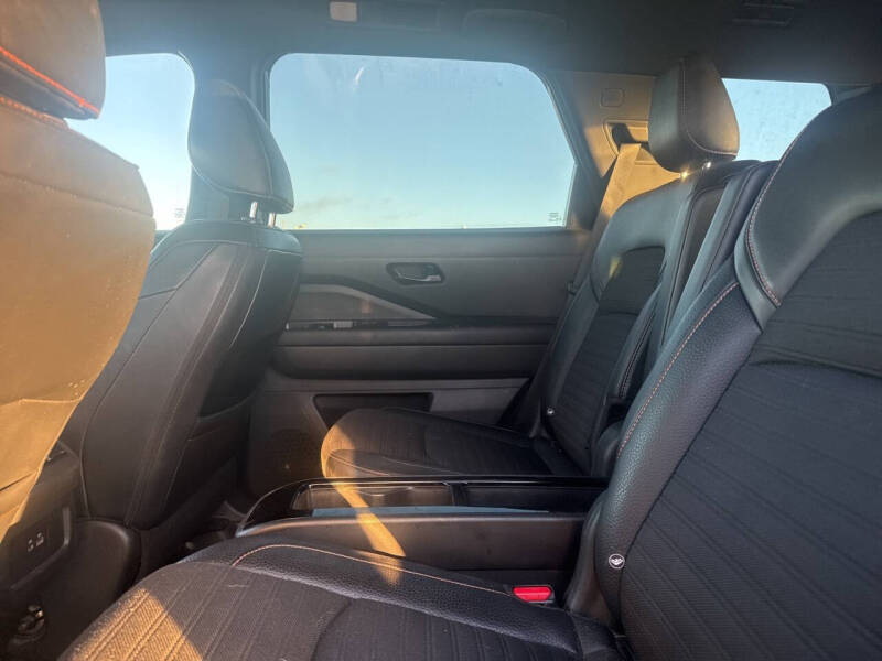 2023 Nissan Pathfinder Rock Creek