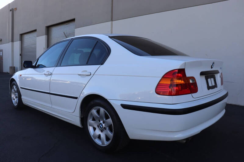 2002 BMW 3 Series 325i