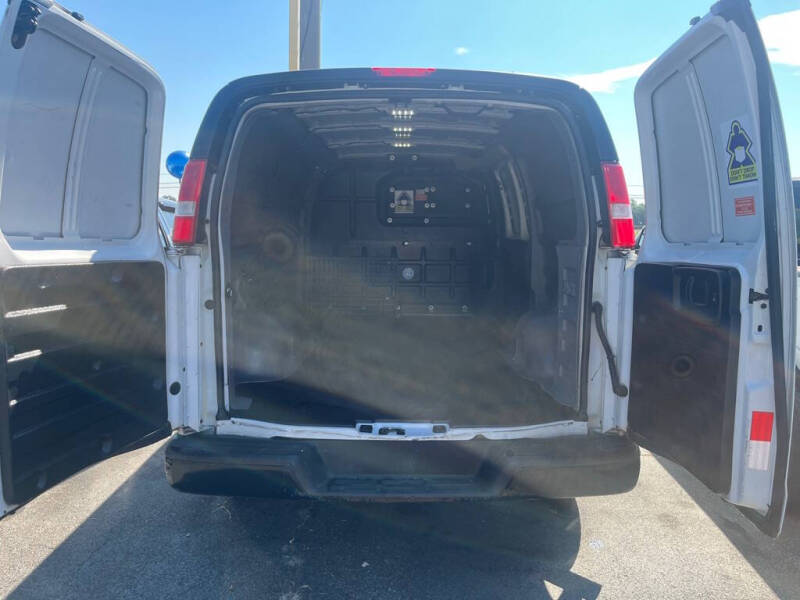 2017 Chevrolet Express 2500