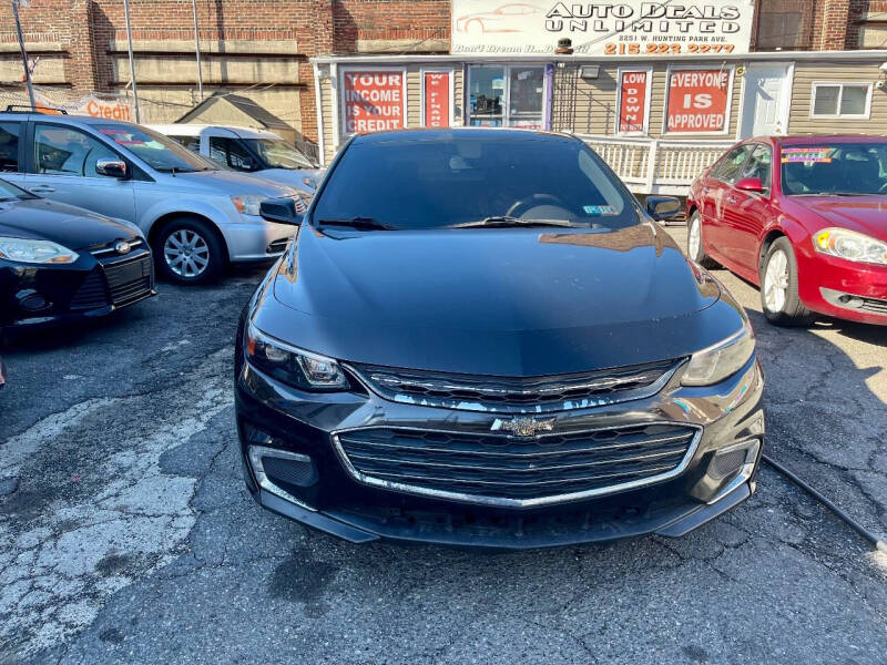 2017 Chevrolet Malibu 1LT photo 3