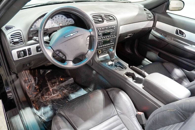 2002 Ford Thunderbird Deluxe