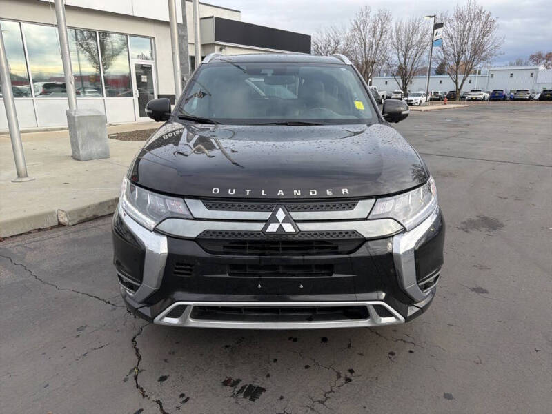 2022 Mitsubishi Outlander PHEV GT