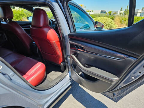 2026 Mazda Mazda3 Hatchback 2.5 S Carbon Edition