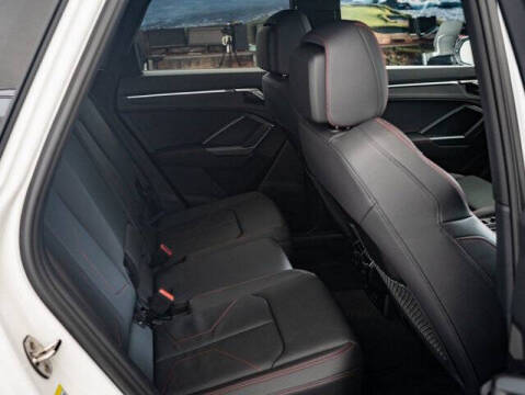 2025 Audi Q3 quattro S line Prem Plus 45 TFSI