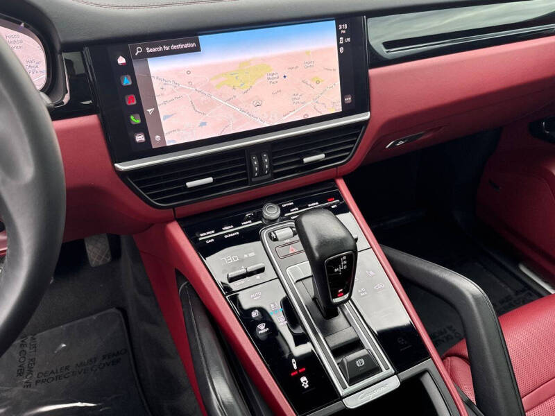 2022 Porsche Cayenne Coupe Platinum Edition