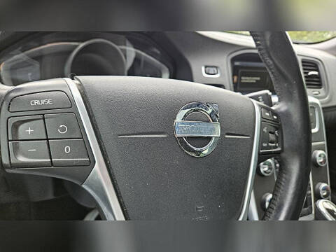 2014 Volvo S60 T5 Platinum