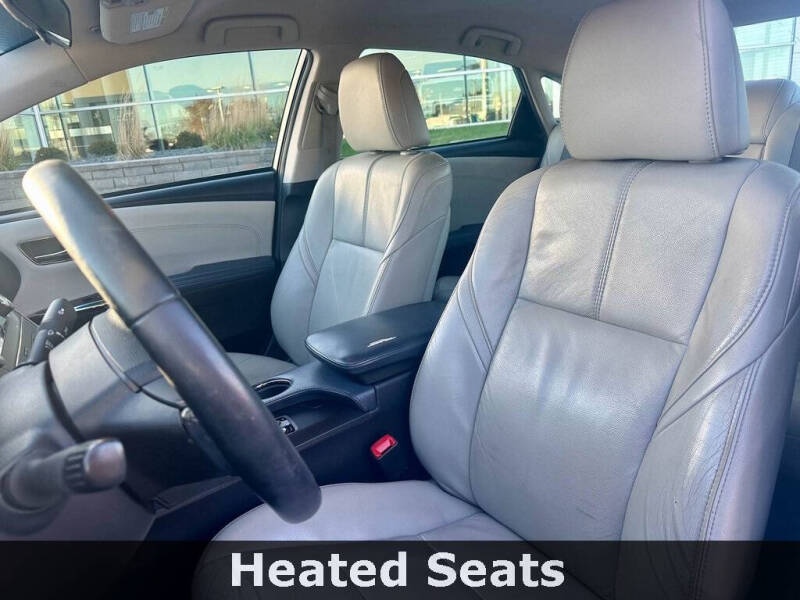 2013 Toyota Avalon XLE