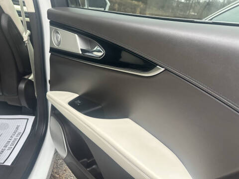 2021 Lincoln Nautilus Black Label