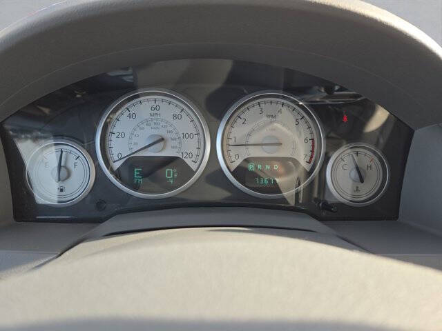 2009 Chrysler Town and Country Touring