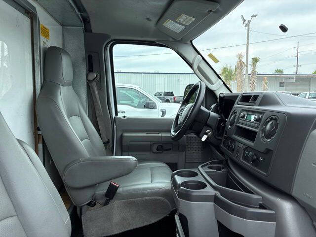 2024 Ford E-Series