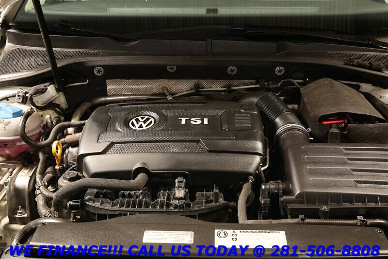 2017 Volkswagen Golf TSI Wolfsburg Edition