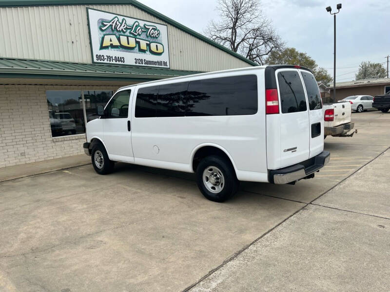 2008 Chevrolet Express Passenger for sale at ARKLATEX AUTO in Texarkana TX