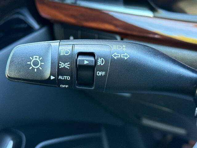 2017 Kia Cadenza Premium