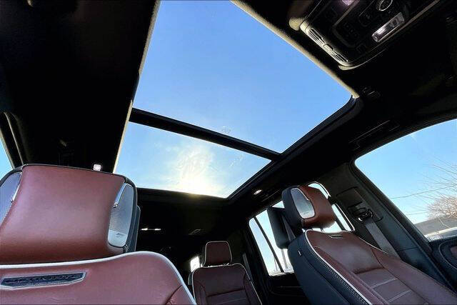 2024 GMC Yukon XL Denali Ultimate