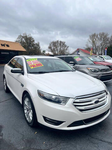 2015 Ford Taurus for sale at Houser & Son Auto Sales in Blountville TN