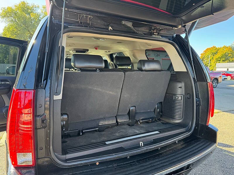 2010 Cadillac Escalade Luxury