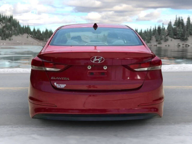 2018 Hyundai Elantra