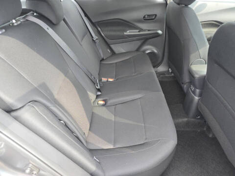 2025 Nissan Kicks Play S