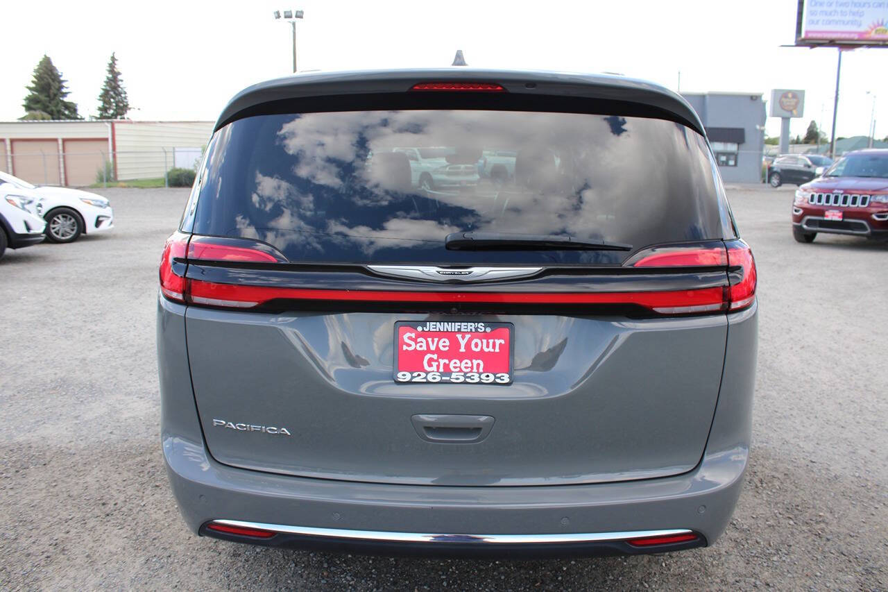 2022 Chrysler Pacifica for sale at Jennifer's Auto Sales & Service in Spokane Valley, WA