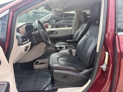2018 Chrysler Pacifica Touring L