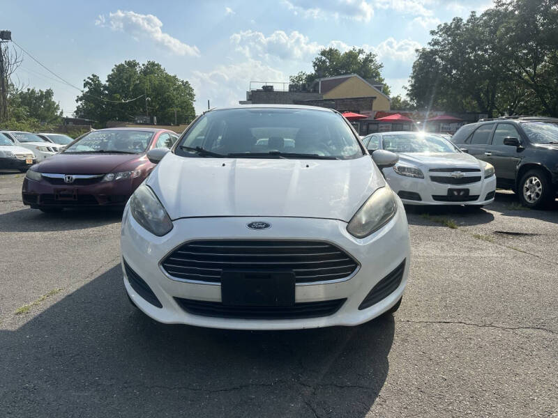 2015 Ford Fiesta SE