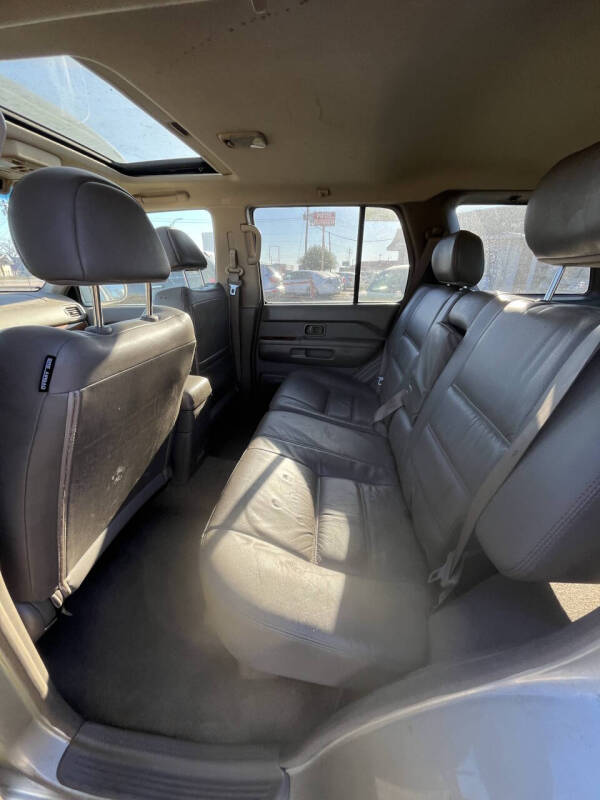 2003 Nissan Pathfinder LE