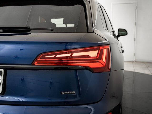 2025 Audi Q5 quattro Premium 40 TFSI