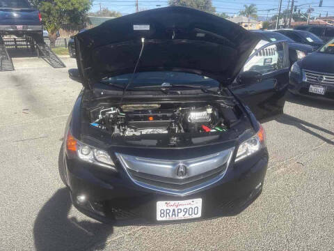 2013 Acura ILX 2.0L w/Premium