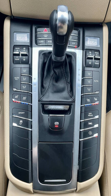 2017 Porsche Macan S